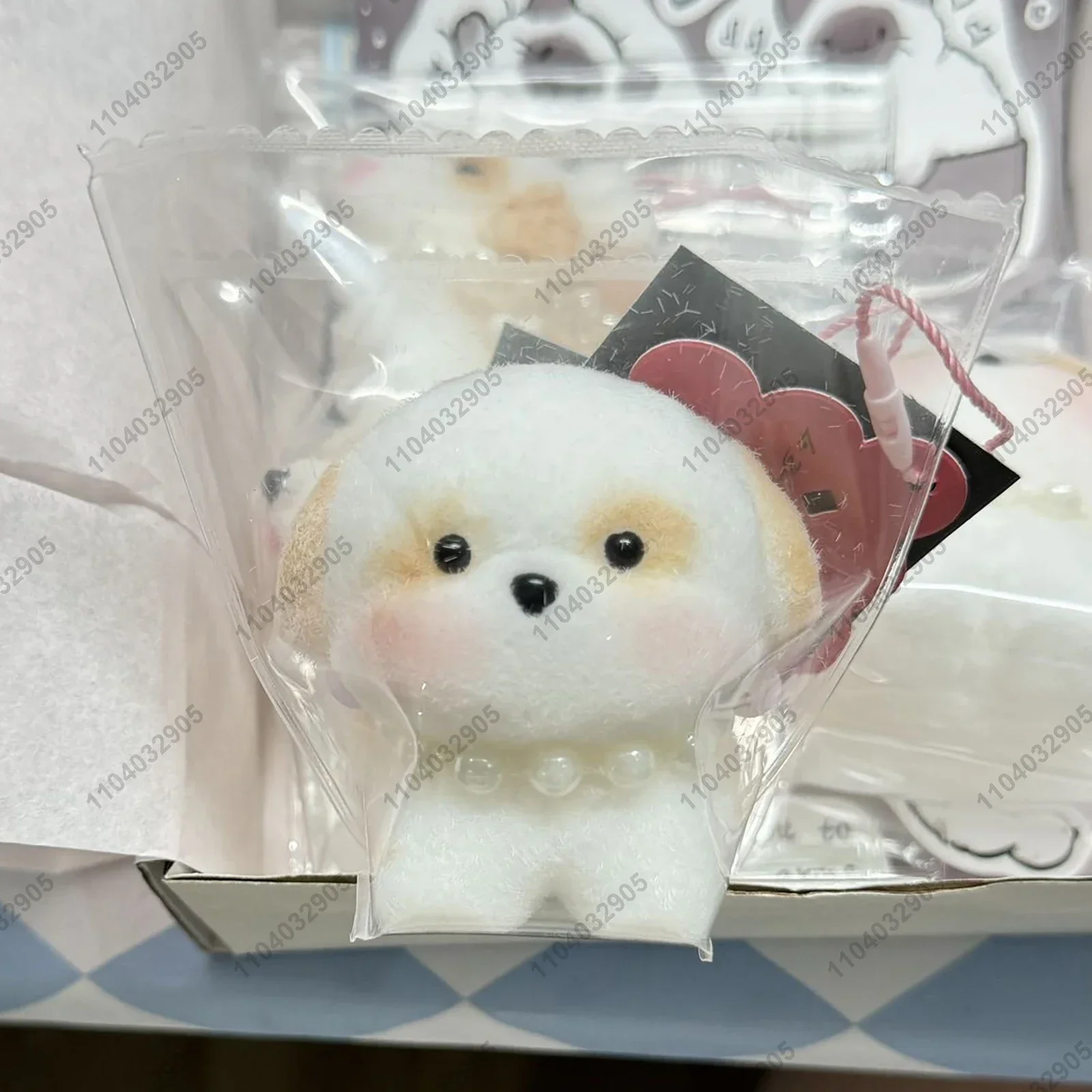 Squishy Chiot Spitz Nain Blanc – Réaliste et Jiggly - Blanc – Image 3