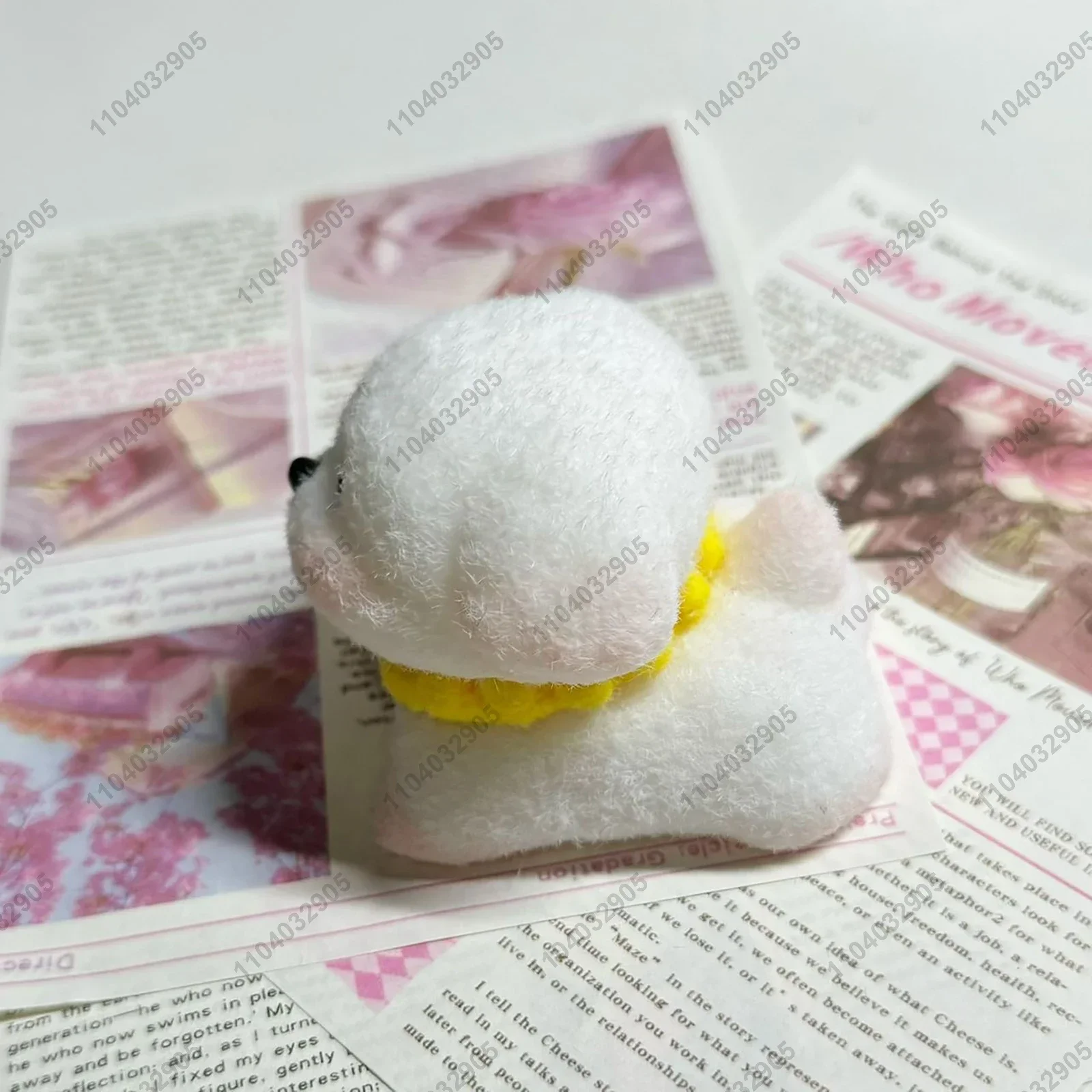 Squishy Chiot Spitz Nain Blanc – Réaliste et Jiggly - Blanc – Image 2