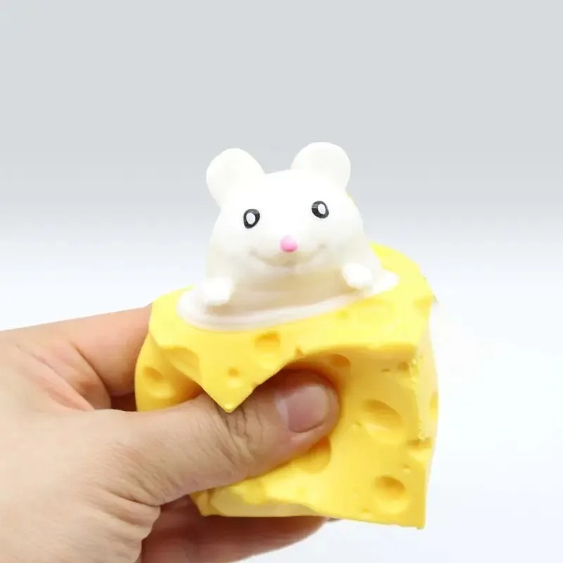 Squishy Souris Malicieuse dans son Fromage - Kawaii – Image 2